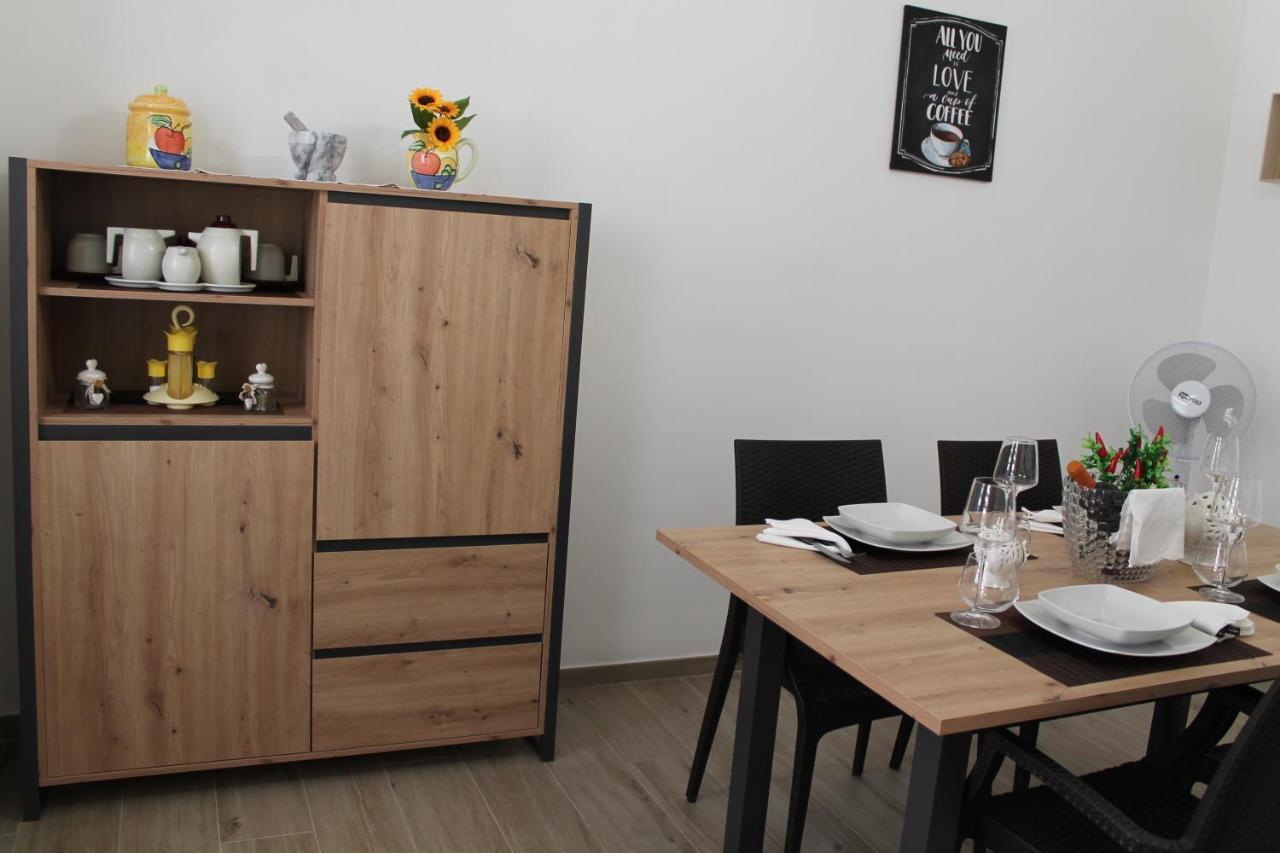 Vento Di Grecale Apartment Trapani Luaran gambar